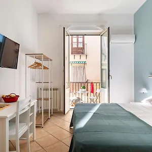 Punto Al Capo Intero O Stanze Matrimoniali Con Bagno Privato Palermo